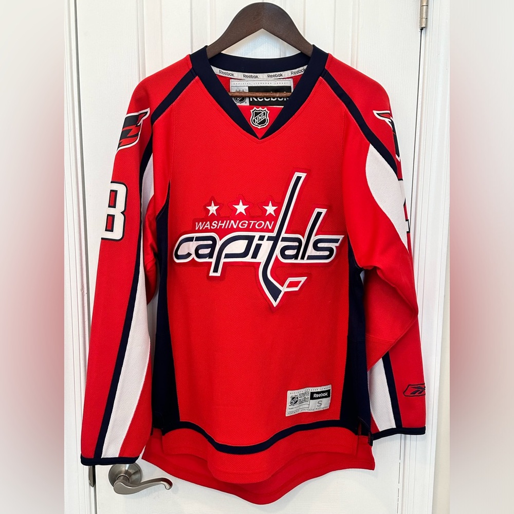 Reebok NHL Washington Capitals Red Jersey #28 Authentic Jersey Men’s Sz: Small - Picture 11 of 11